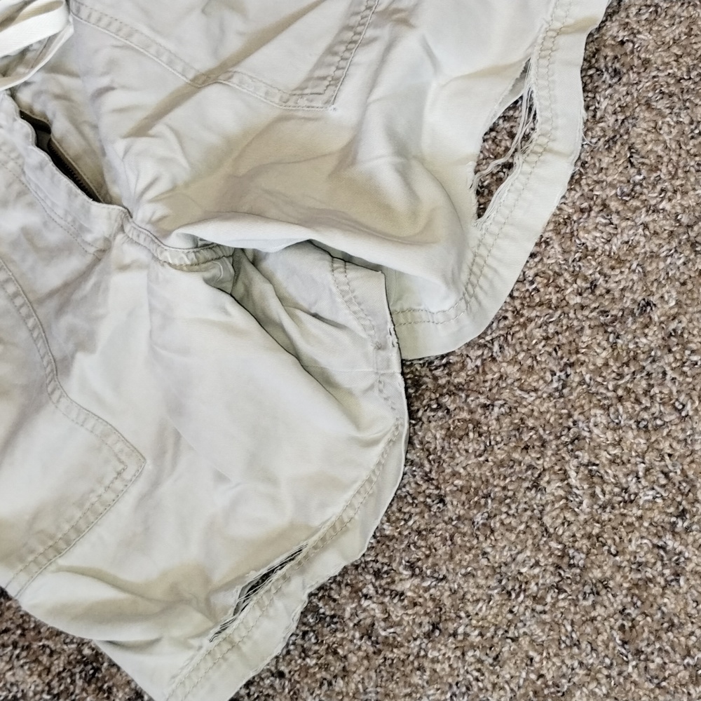 Distressed Shorts - Picture 5 of 5